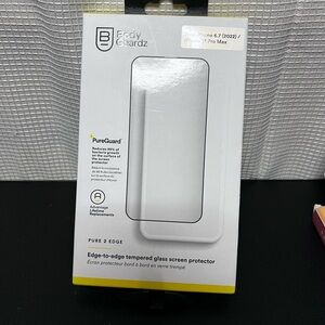 White Screen Protector for Smartphones with Minimalist Design